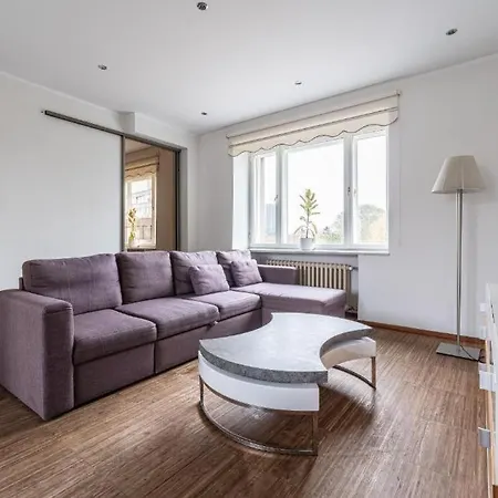 Center Lux 2 Bedroom 2 Bathroom *